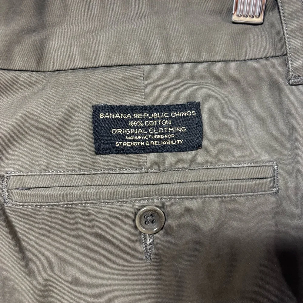 Banana Republic these banana